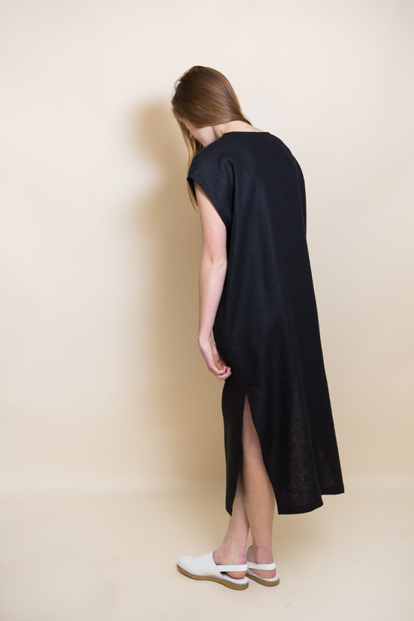 Ursa Minor Kathe Dress / Black Linen Ursa Minor Kathe Dress / Black Linen