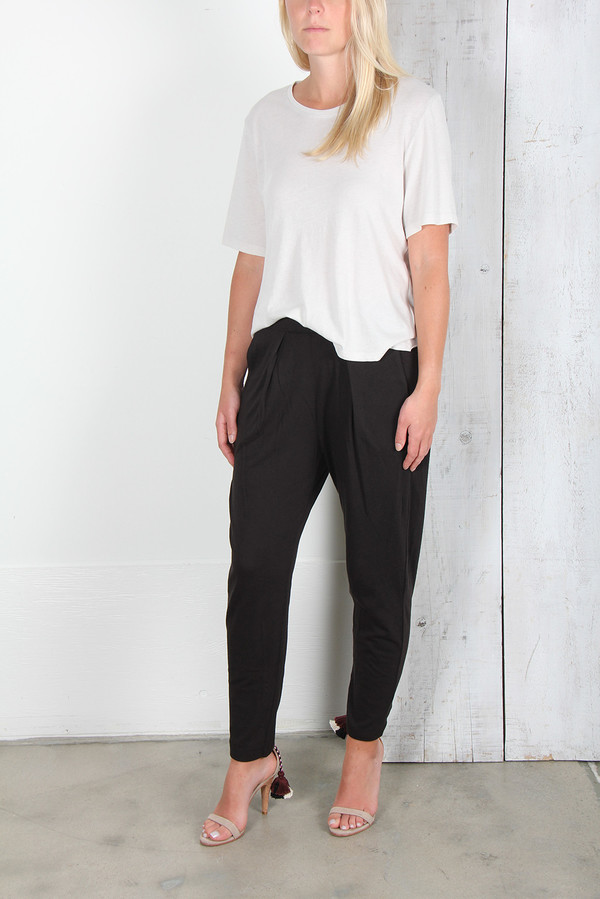 RAQUEL ALLEGRA EASY PANT IN BLACK RAQUEL ALLEGRA EASY PANT IN BLACK