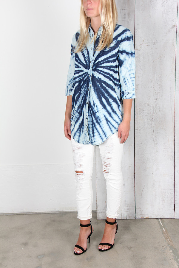 RAQUEL ALLEGRA INDIGO DENIM BUTTON-UP SHIRT RAQUEL ALLEGRA INDIGO DENIM BUTTON-UP SHIRT