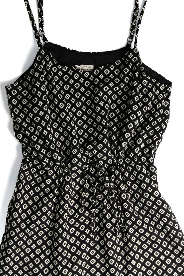 Bridge & Burn Sage Black Geometric Bridge & Burn Sage Black Geometric