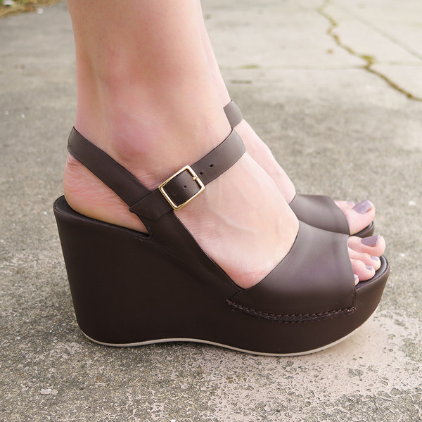 roberto del carlo wedge sandal roberto del carlo wedge sandal