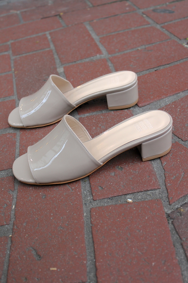 Maryam Nassir Zadeh Sophie Slide Maryam Nassir Zadeh Sophie Slide
