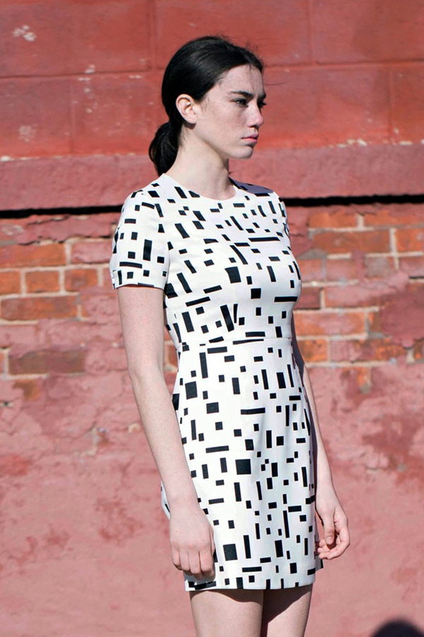 Lookast Square Point White Dress Lookast Square Point White Dress