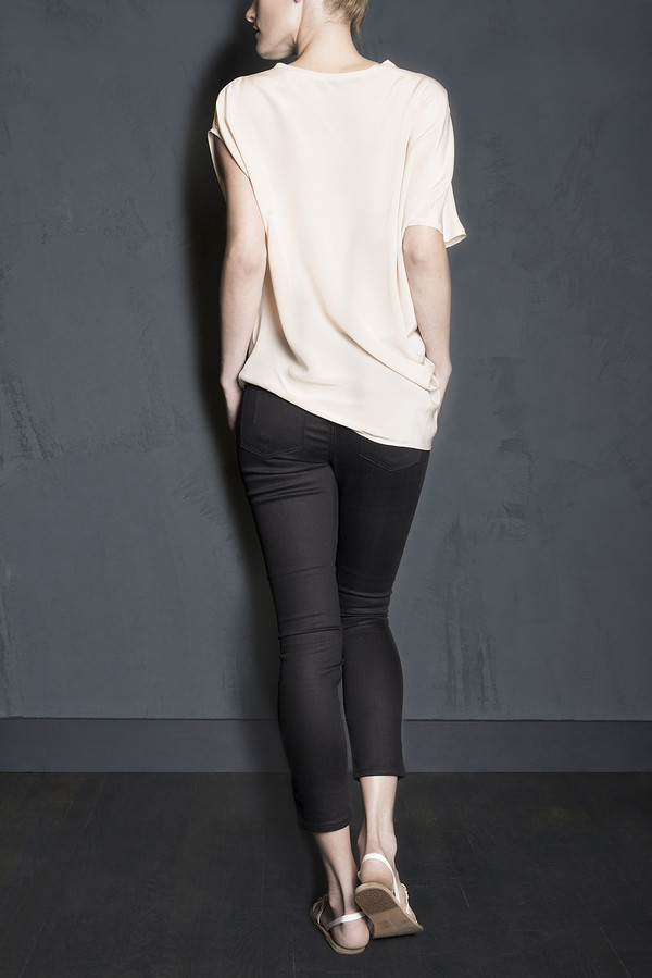 Asymmetric Sleeveless Blouse Asymmetric Sleeveless Blouse