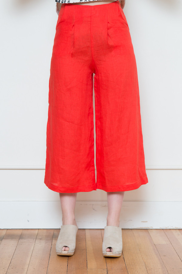 sam & lavi portia linen pant in red sam & lavi portia linen pant in red