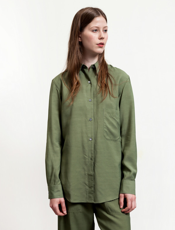 Lemaire Pointed Collar Shirt Olive Lemaire Pointed Collar Shirt Olive