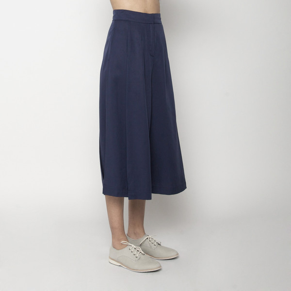 7115 by Szeki Summer Culotte- Navy SS16 7115 by Szeki Summer Culotte- Navy SS16