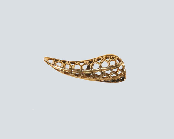 Lacar Obelisk Earcuff Lacar Obelisk Earcuff