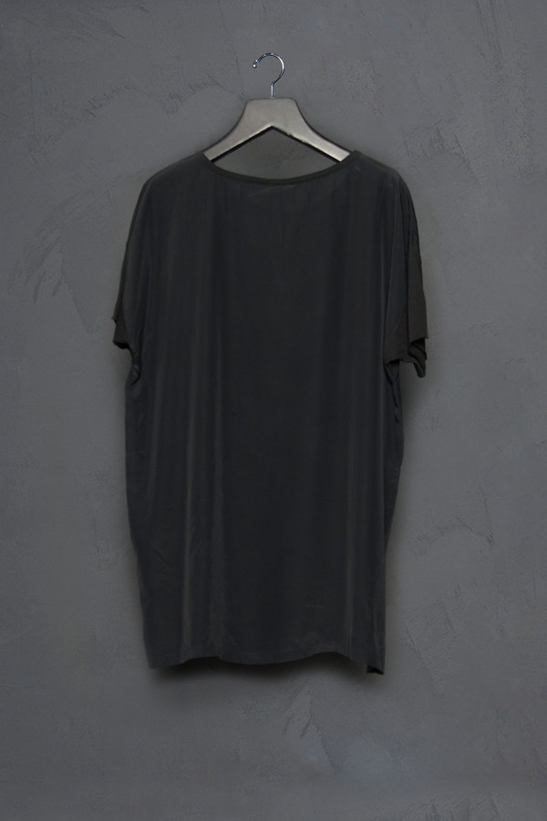 Roque Crew Neck Silk Tee Roque Crew Neck Silk Tee