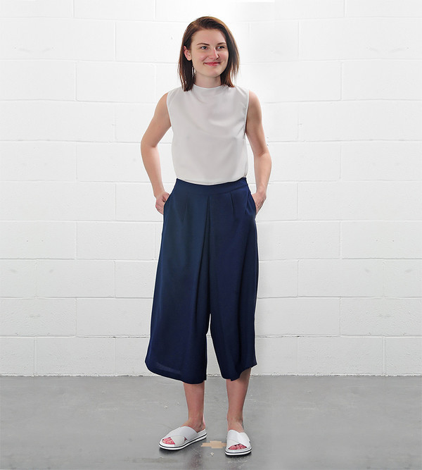 a c h r o Bow Back High Neck Sleeveless Top a c h r o Bow Back High Neck Sleeveless Top