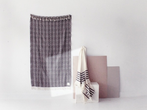 Scout & Catalogue VOYAGER TRAVEL TOWELS Scout & Catalogue VOYAGER TRAVEL TOWELS
