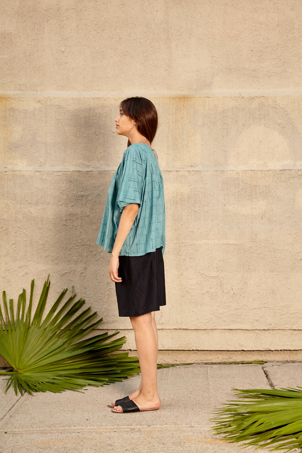 Tantuvi Pleated Column Top- Seagrid Tantuvi Pleated Column Top- Seagrid