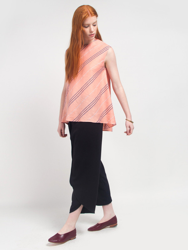 CF Goldman Sleeveless Woven Top CF Goldman Sleeveless Woven Top