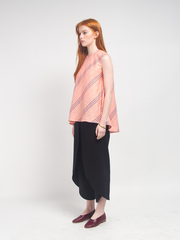 CF Goldman Sleeveless Woven Top CF Goldman Sleeveless Woven Top