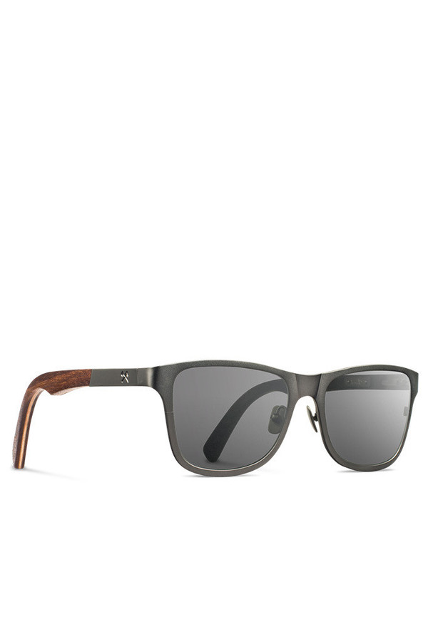 Shwood Canby Titanium Gunmetal Walnut Shwood Canby Titanium Gunmetal Walnut