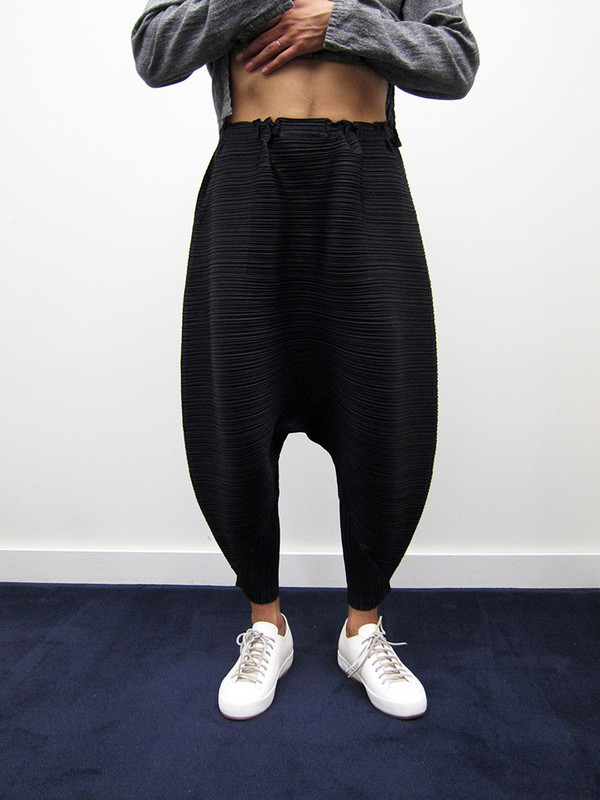 Issey Miyake Bounce Drop Crotch Pant Issey Miyake Bounce Drop Crotch Pant