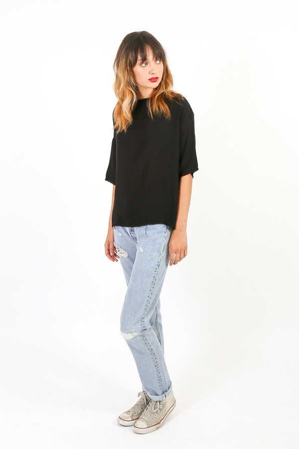 Black Crane Square Top Black Crane Square Top