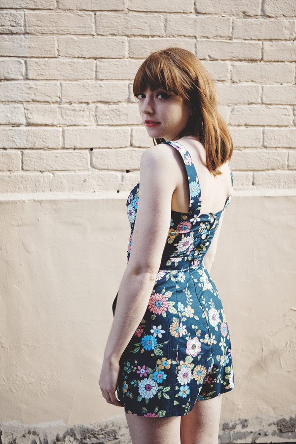 Birds of North America Kite Top (Navy Floral) Birds of North America Kite Top (Navy Floral)
