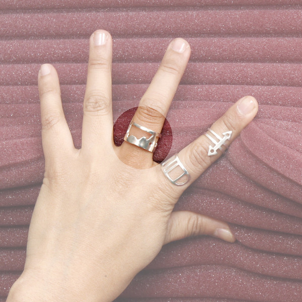 Alynne Lavigne Mountain Ring Alynne Lavigne Mountain Ring