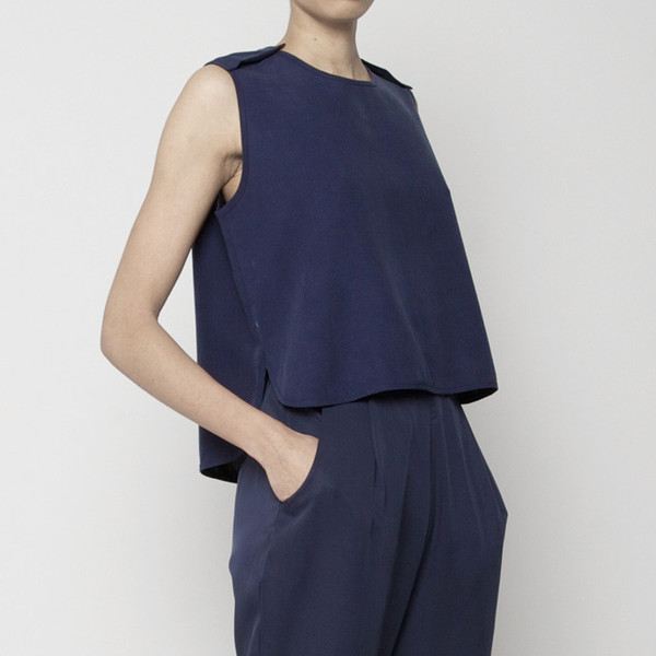 7115 by Szeki Crew Neck Cropped Top - Navy SS16 7115 by Szeki Crew Neck Cropped Top - Navy SS16