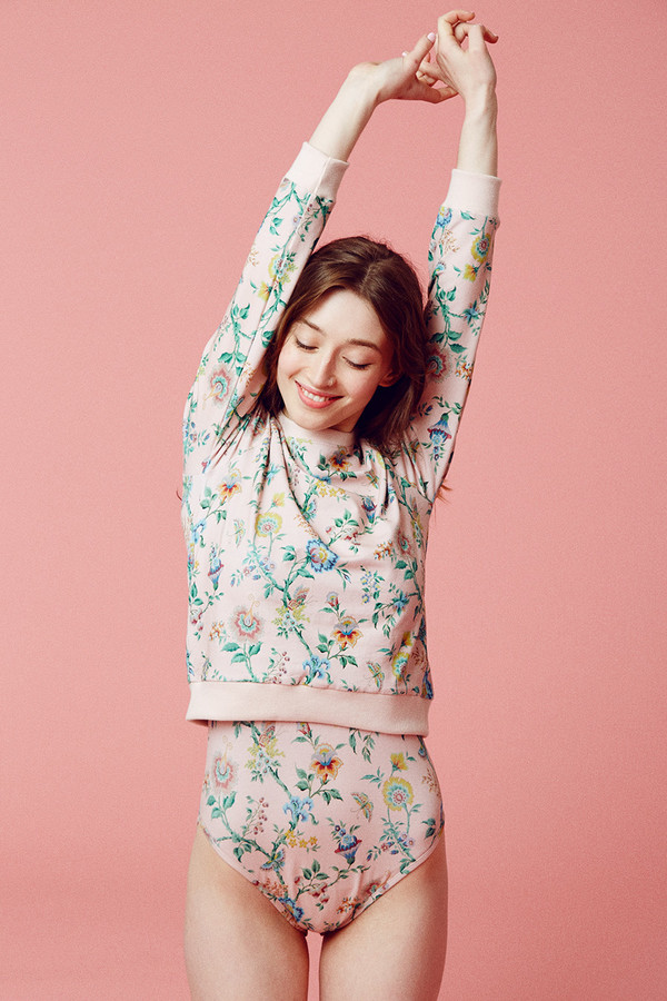 Samantha Pleet Cuddle Shirt - Pink Wallpaper Samantha Pleet Cuddle Shirt - Pink Wallpaper