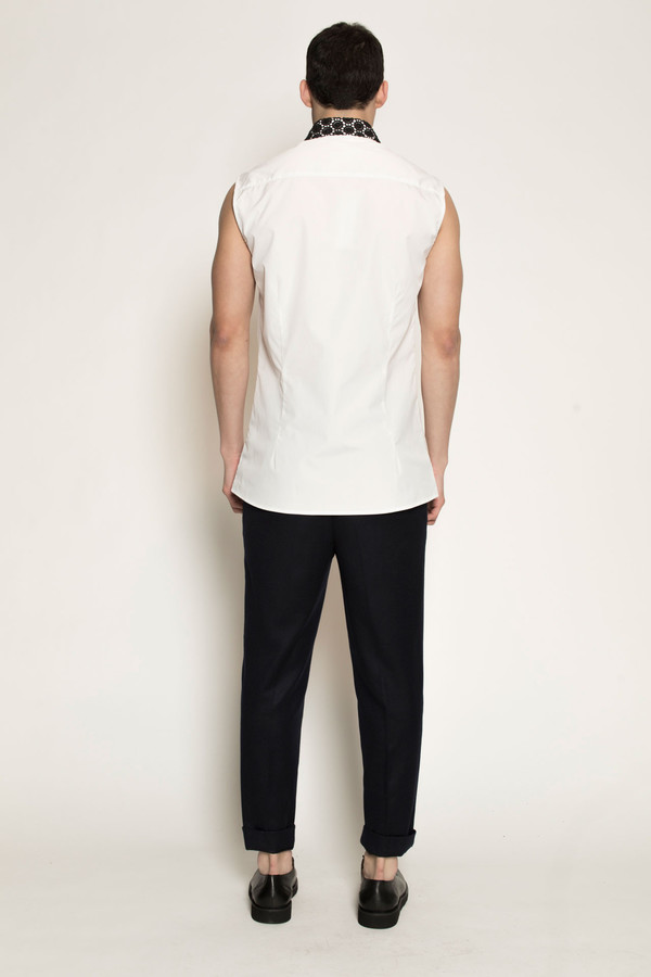 Men's Kenneth Ning Lace Collar Sleeveless Shirt in White Men's Kenneth Ning Lace Collar Sleeveless Shirt in White