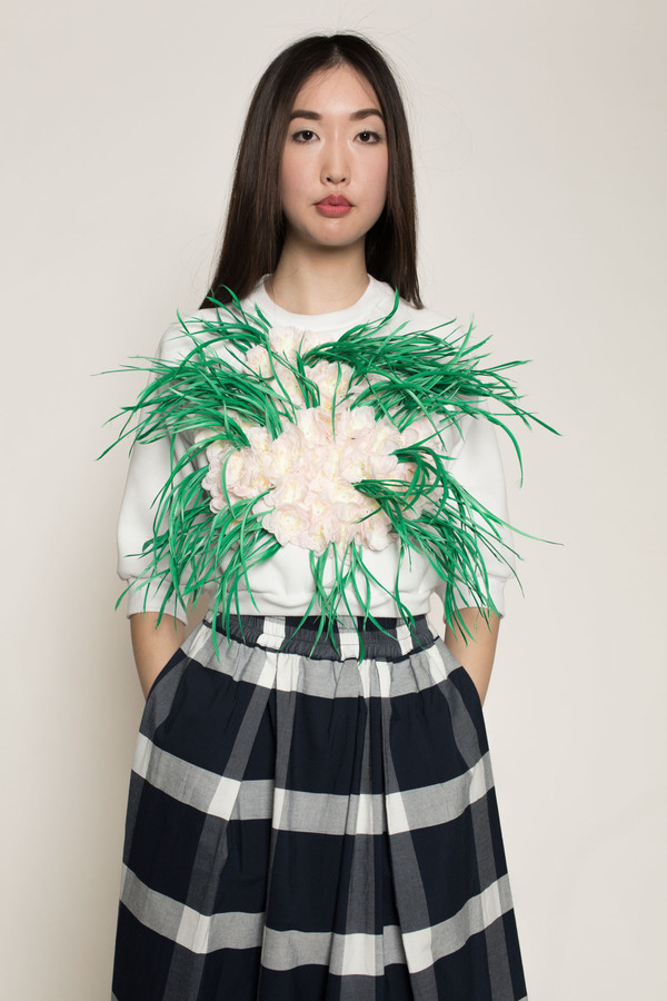 Maryme-Jimmypaul Spring Herb and Flower Crop Sweater in Multi Maryme-Jimmypaul Spring Herb and Flower Crop Sweater in Multi