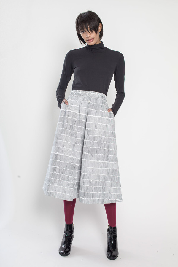 Kowtow Studio Skirt in Black Dashes on White Kowtow Studio Skirt in Black Dashes on White