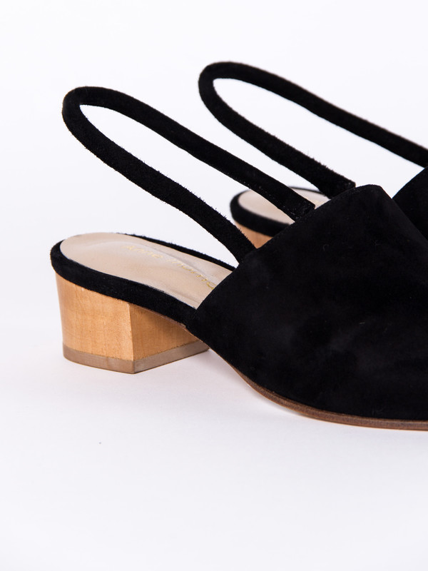 Anne Thomas Williamsburg Shoe Black Anne Thomas Williamsburg Shoe Black