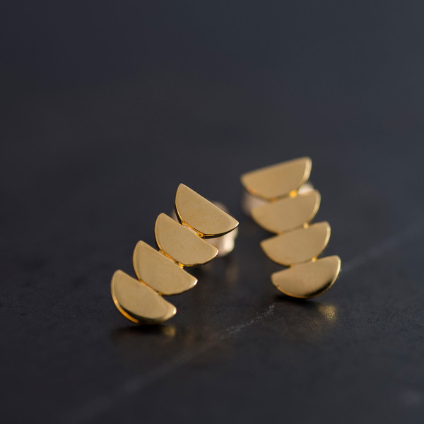 Etten Eller 06.03.1992 1/2 Circle 4 Stack Earring - SOLD OUT Etten Eller 06.03.1992 1/2 Circle 4 Stack Earring - SOLD OUT