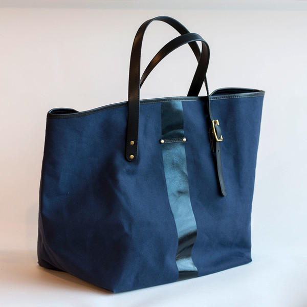 Kempton & Co Black Stripe Beach Tote Navy/Black - SOLD OUT Kempton & Co Black Stripe Beach Tote Navy/Black - SOLD OUT