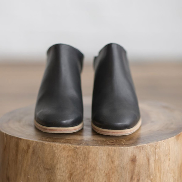 Rachel Comey Mars Mule Black - SOLD OUT Rachel Comey Mars Mule Black - SOLD OUT