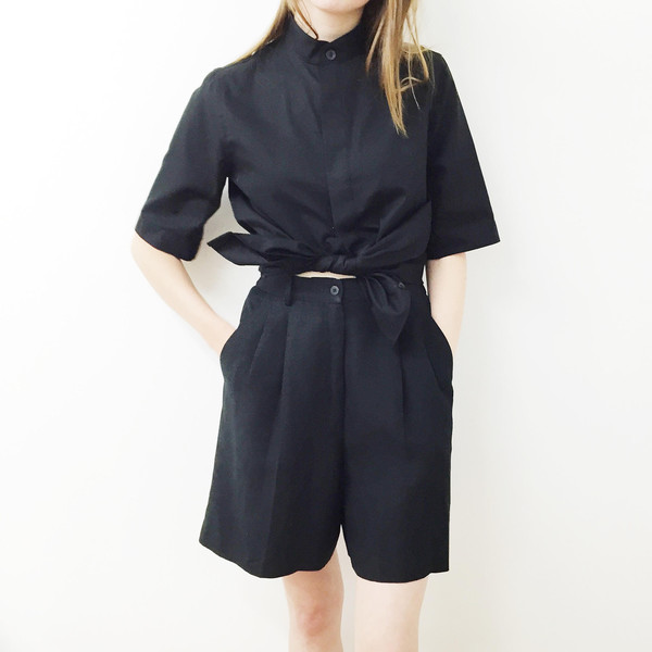 Johan Vintage Black Linen Shorts Johan Vintage Black Linen Shorts