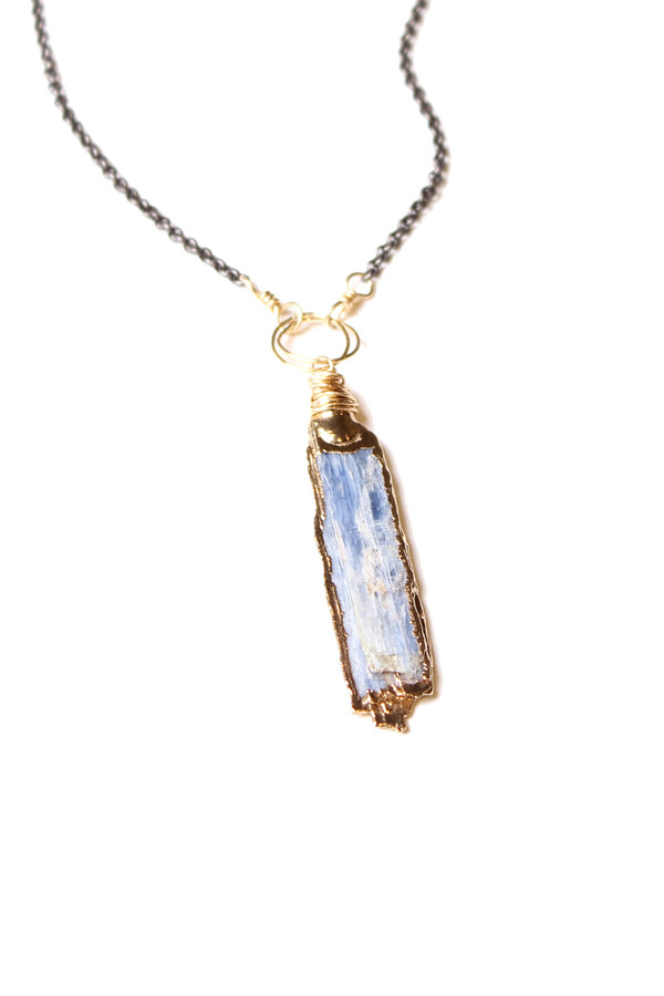 Bloom Kyanite Long Necklace Bloom Kyanite Long Necklace