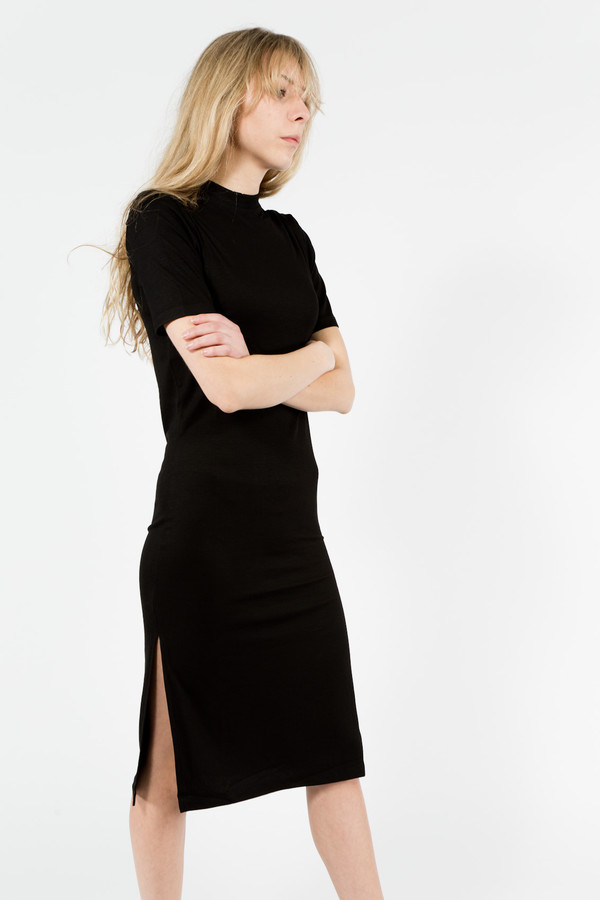 Nomia Mockneck S/S Midi Dress Nomia Mockneck S/S Midi Dress
