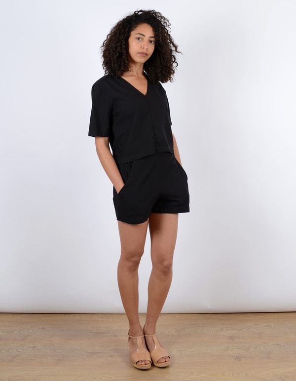 Ali Golden Short Black Ali Golden Short Black