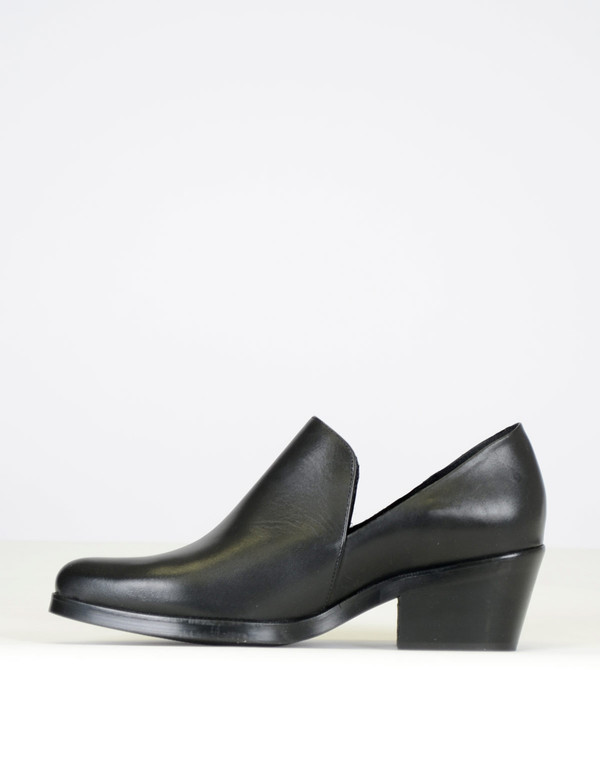Intentionally Blank Meds Loafer Black Intentionally Blank Meds Loafer Black
