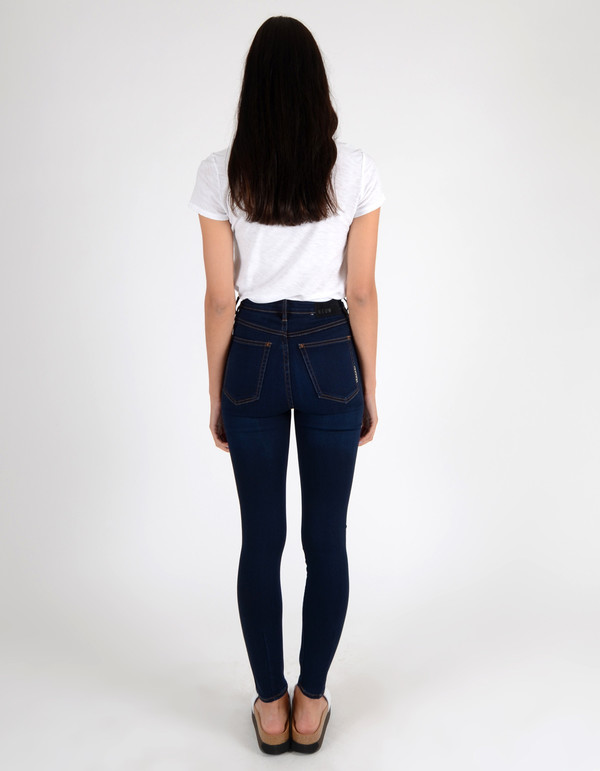 Neuw Marilyn High Rise Skinny Jean Pacific Silk Neuw Marilyn High Rise Skinny Jean Pacific Silk