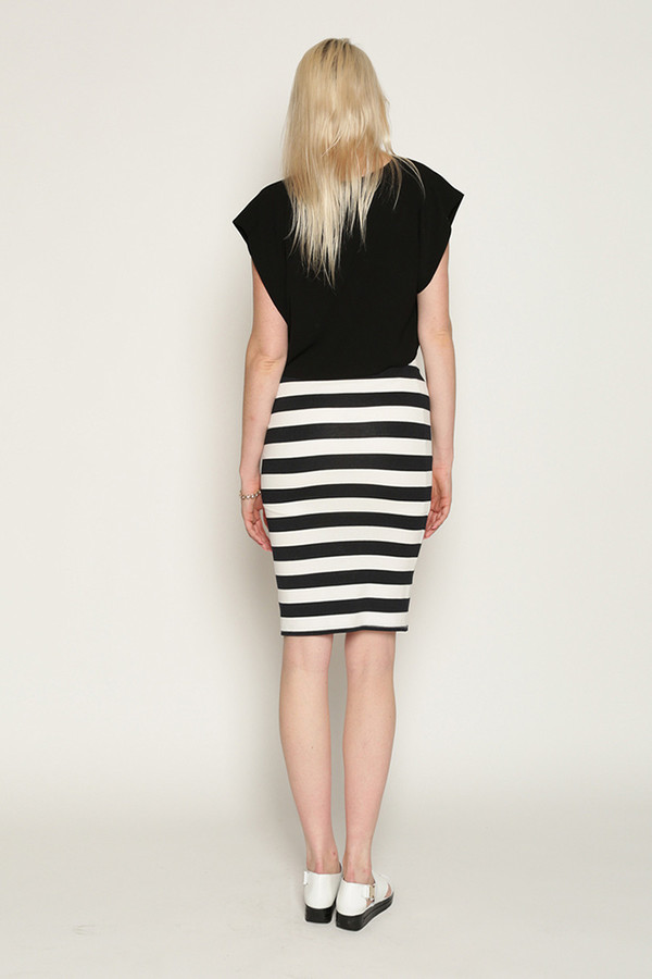 Eve Gravel Banana Split in Black with Stripes Eve Gravel Banana Split in Black with Stripes