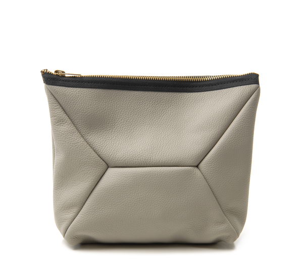 Ampersand As Apostrophe Dove X Pouch Ampersand As Apostrophe Dove X Pouch