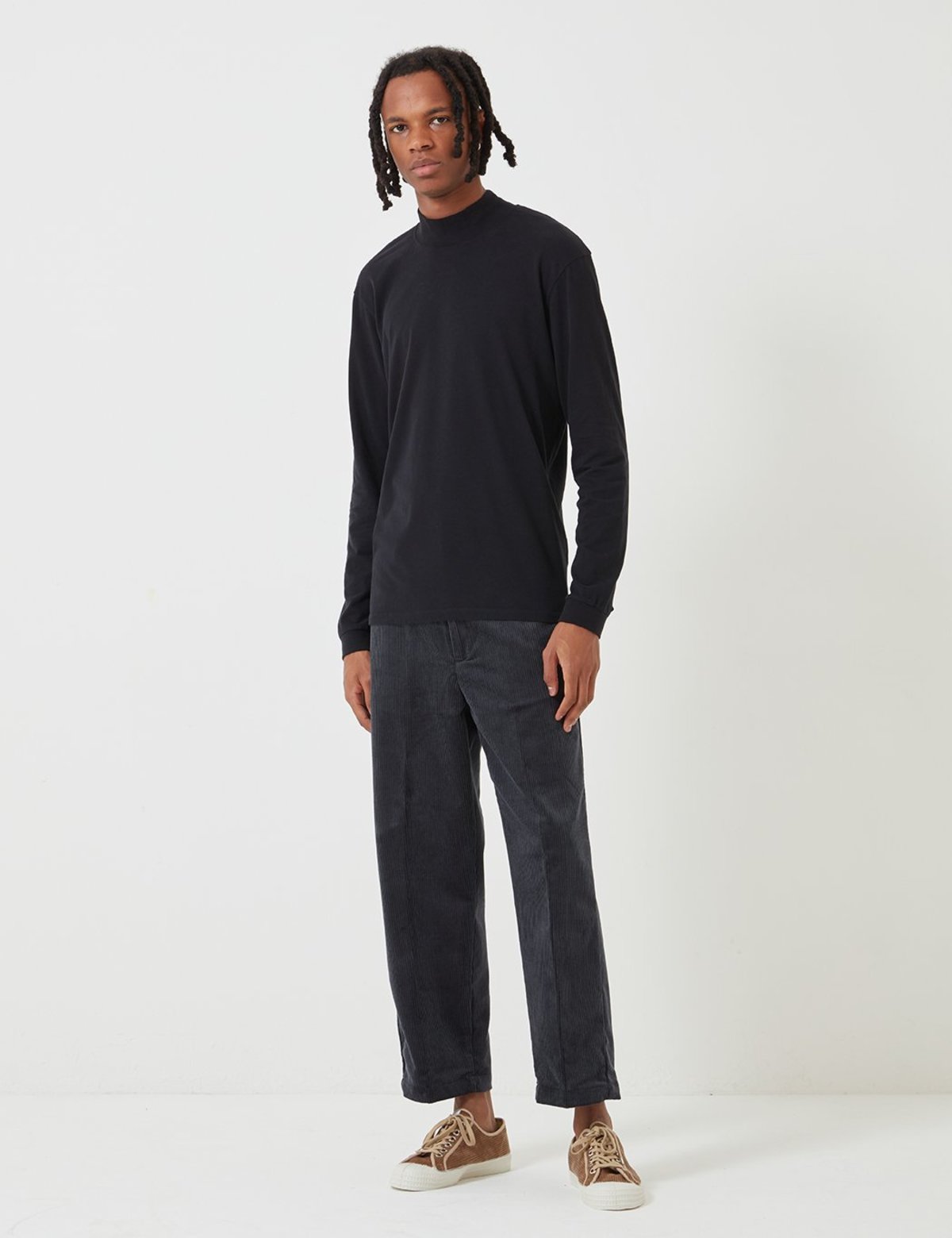 Edwin Zoot Chino (Corduroy) - Ebony 