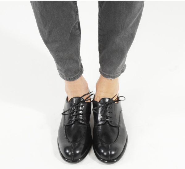Le Yucca's Navy Karena Shoe by Le Yucca’s Le Yucca's Navy Karena Shoe by Le Yucca’s