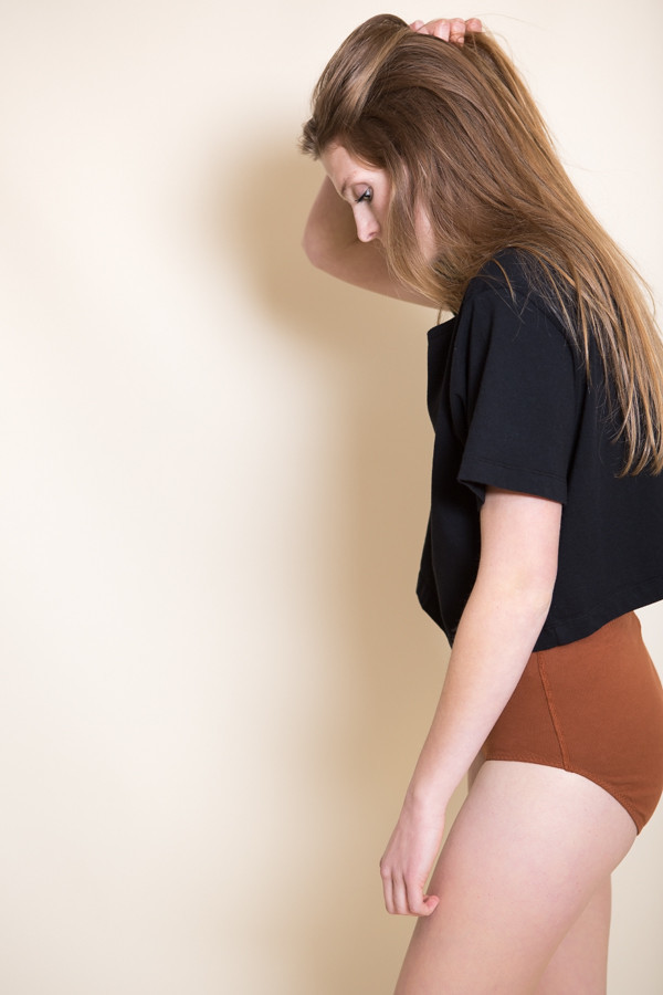 Pansy Crop Top / Black Pansy Crop Top / Black
