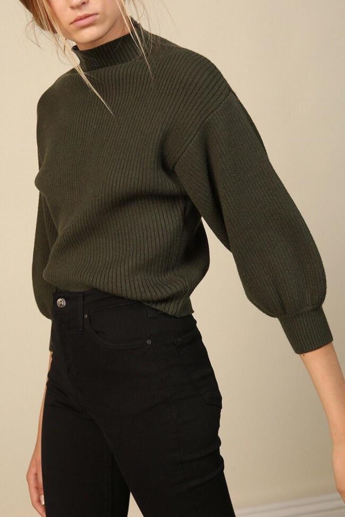 Line \u0026 Dot Mock Neck Sweater - Olive 