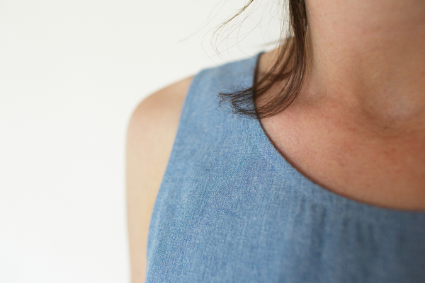 Me & Arrow Basic Short Tank - Lt. Indigo Chambray Me & Arrow Basic Short Tank - Lt. Indigo Chambray
