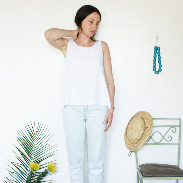 Unknown Basic Tank<br>White Unknown Basic Tank<br>White