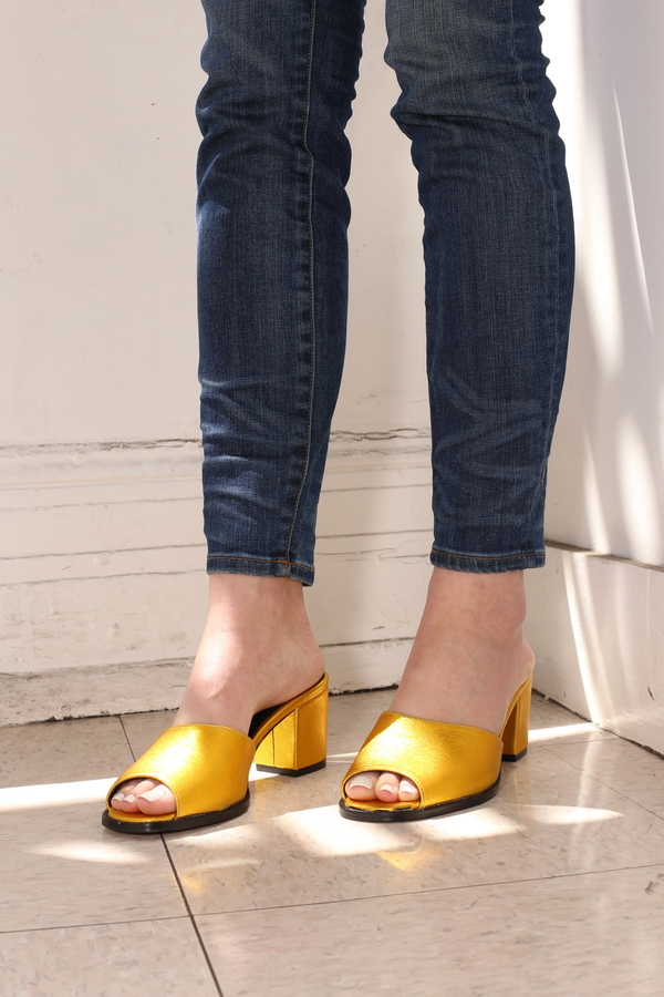 "INTENTIONALLY ___________ ." FUN IN YELLOW "INTENTIONALLY ___________ ." FUN IN YELLOW