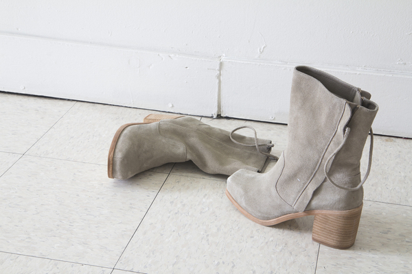 Intentionally Blank PONCHO boot in GREY suede Intentionally Blank PONCHO boot in GREY suede