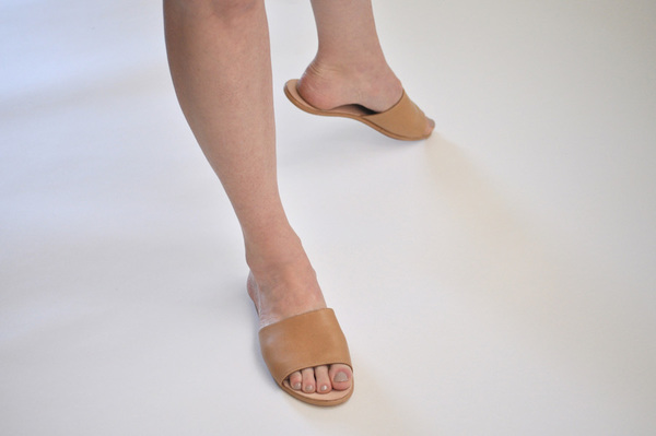 The Palatines Caelum slide sandal - tan leather The Palatines Caelum slide sandal - tan leather