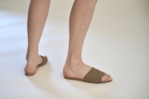 The Palatines Caelum slide sandal - bark hex leather The Palatines Caelum slide sandal - bark hex leather